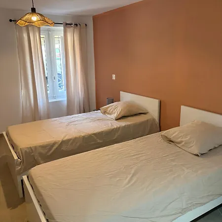 Vakantiehuis Maison De Village Avec Jardin *